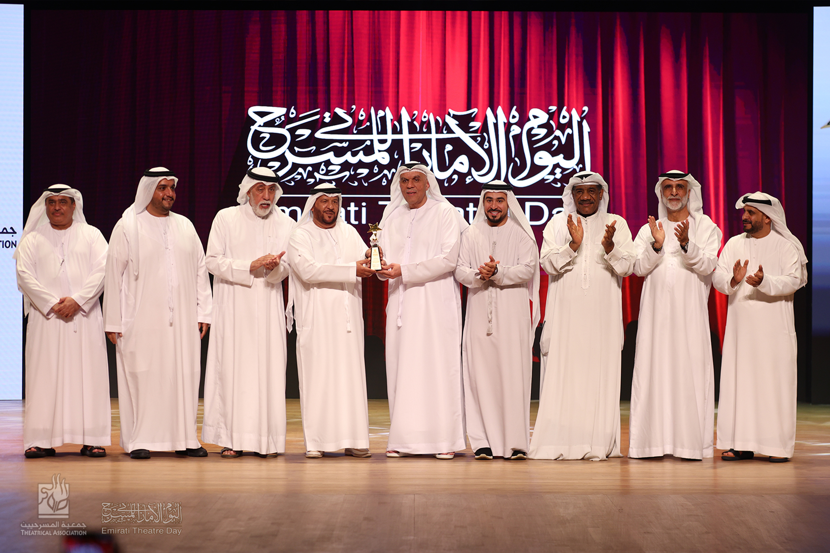 صور 2025